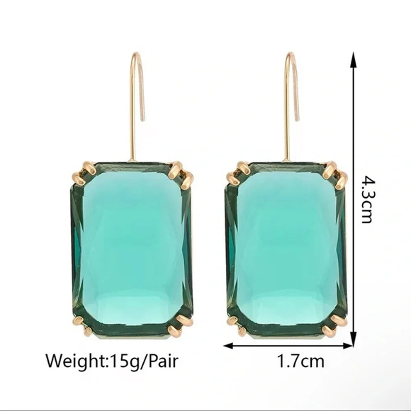 Vintage Red Crystal Earrings - Picture 5 of 10